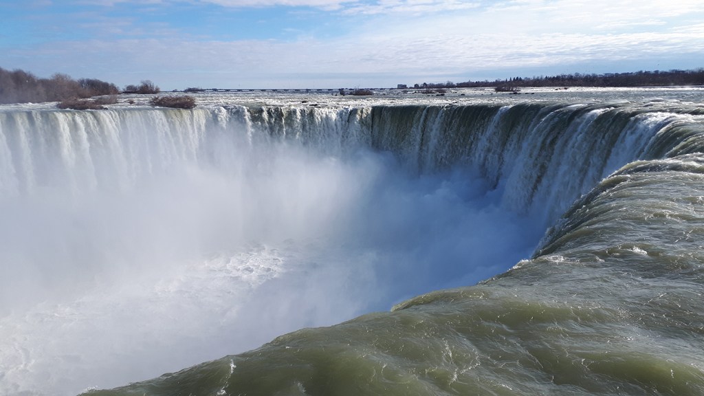 De Toronto aux chutes du&nbsp;Niagara